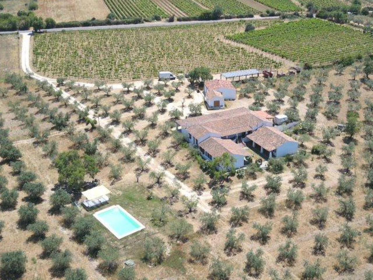 Tenuta Don Ballore Гальтелли Экстерьер фото
